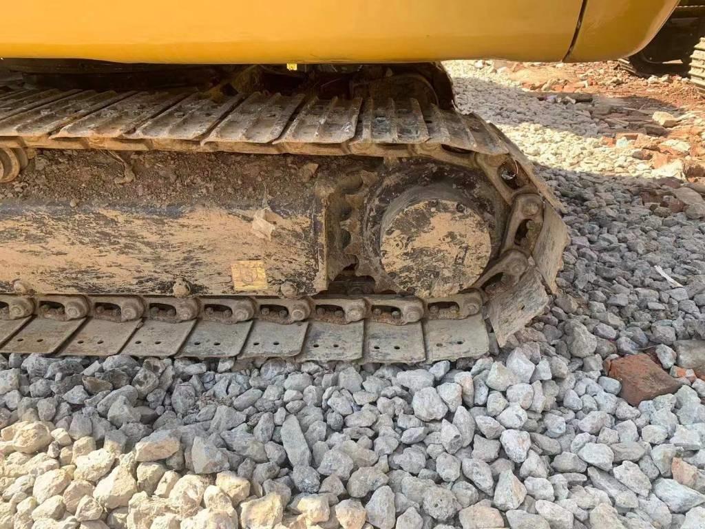 CAT 306 Telakaivukoneet