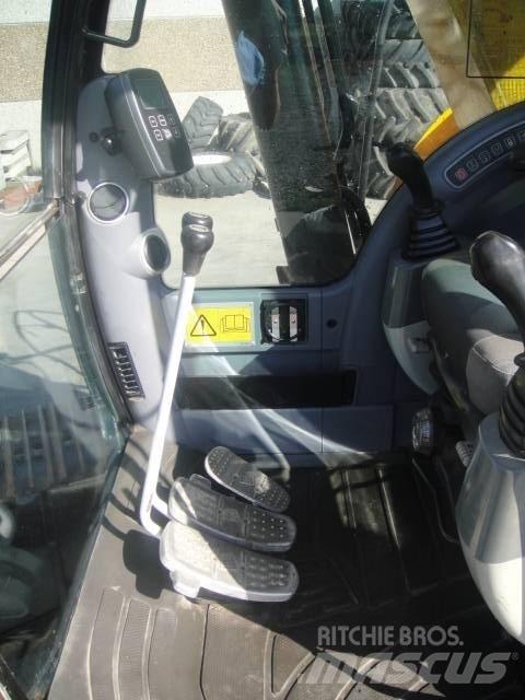 JCB 240NLC Telakaivukoneet