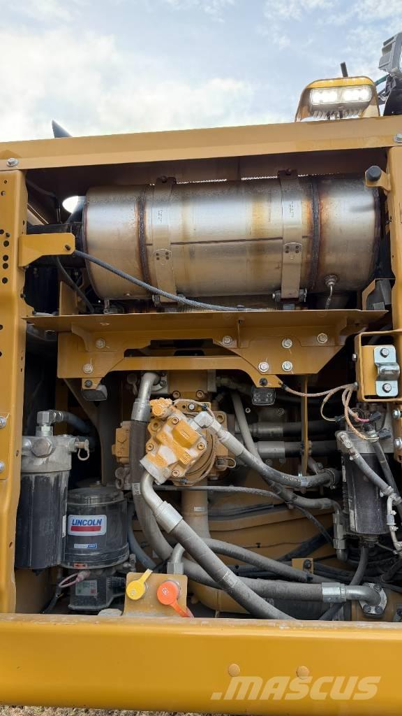 CAT 340 Telakaivukoneet