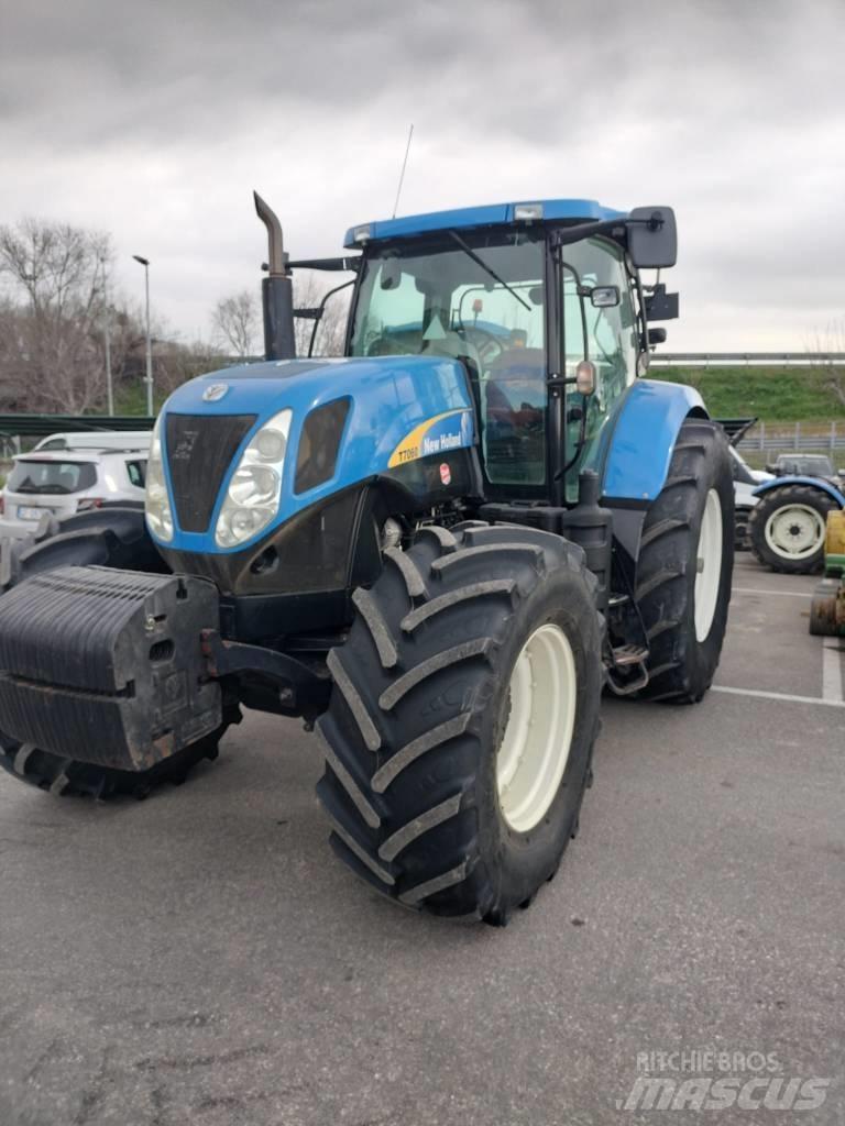 New Holland T 7060 Traktorit