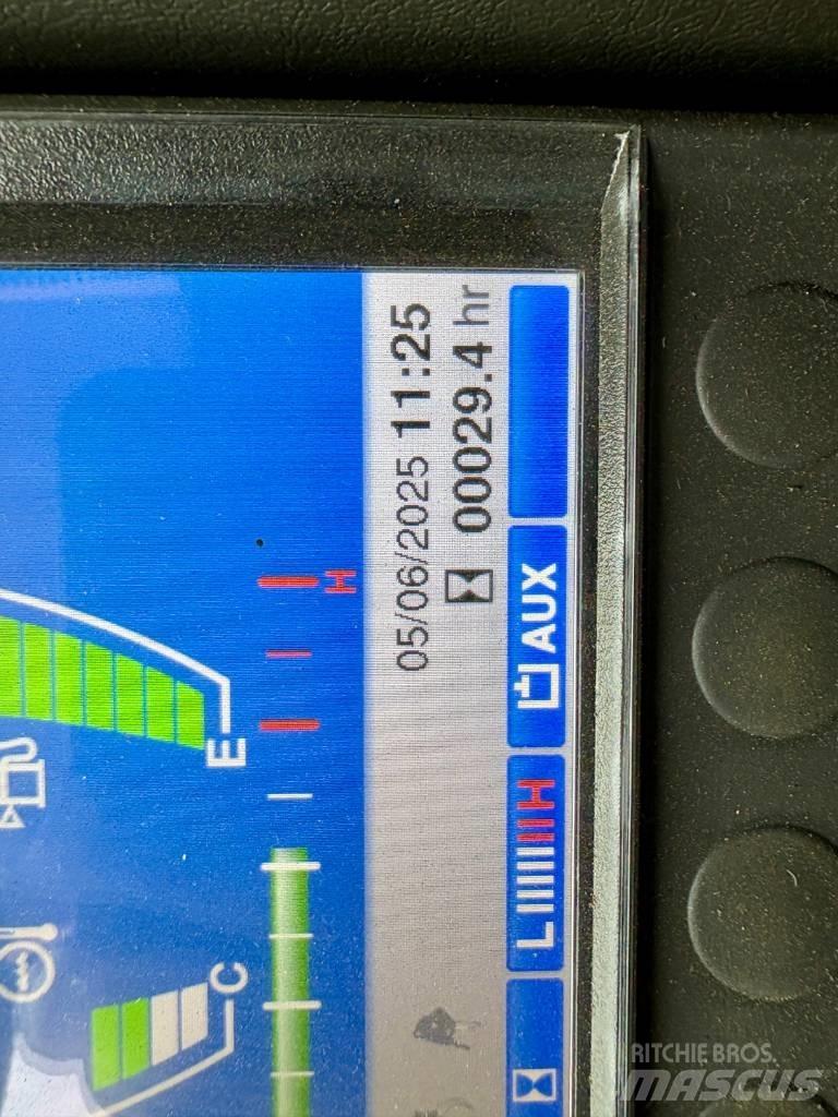 Takeuchi TB 257 FR Minikaivukoneet < 7t