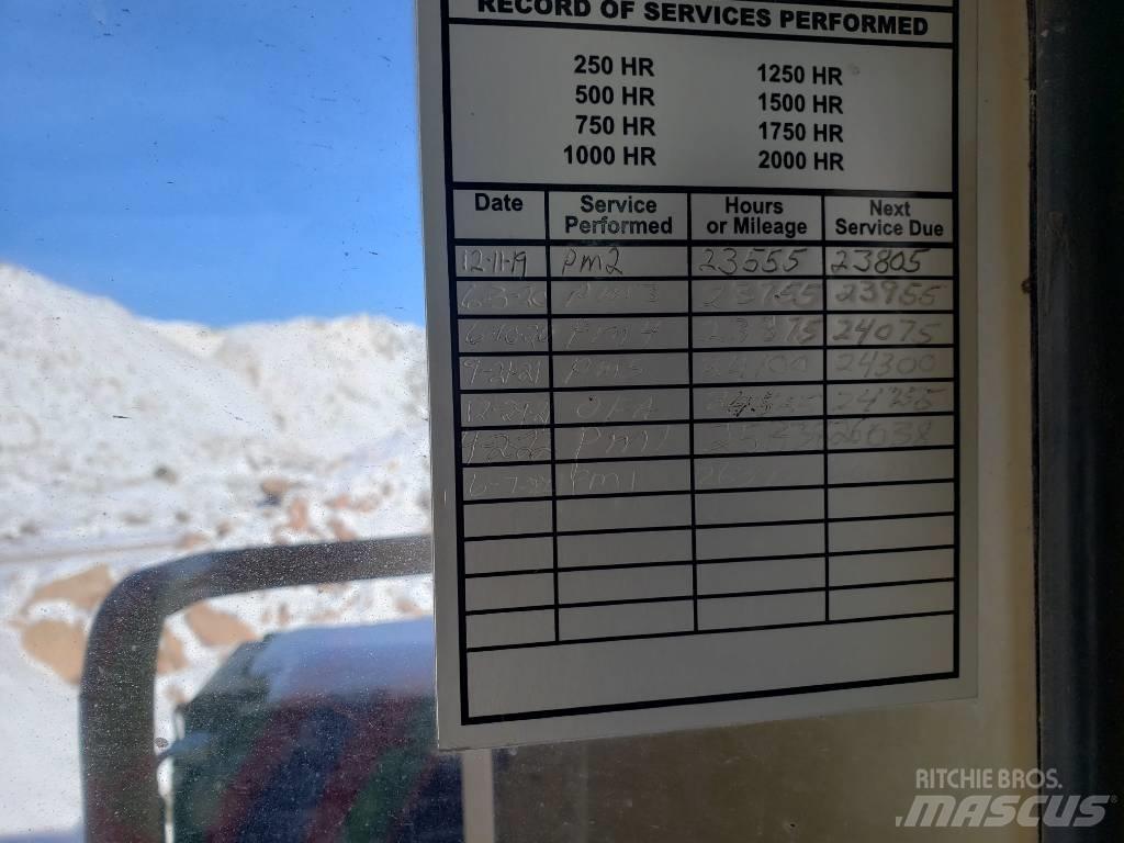 CAT D10R Telaketjupuskutraktorit