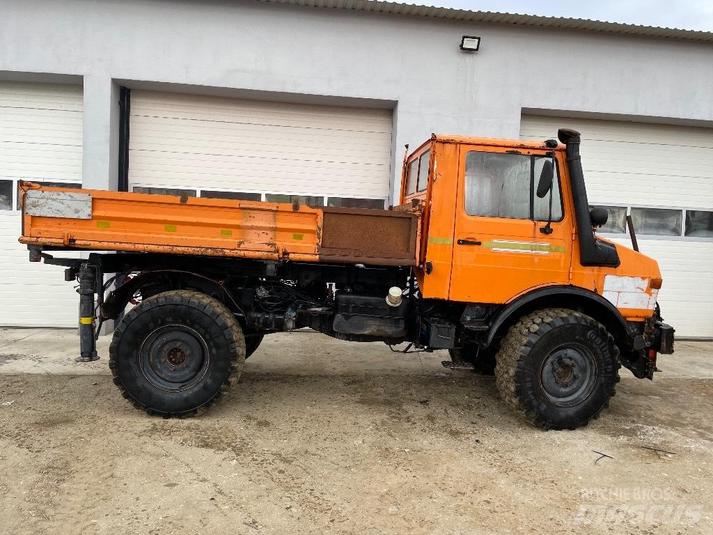 Mercedes-Benz Unimog Taajamakoneet