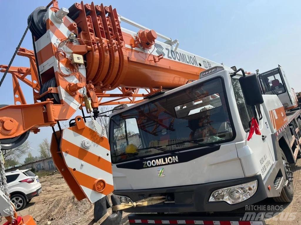 Zoomlion QY30V Mobiilinosturit