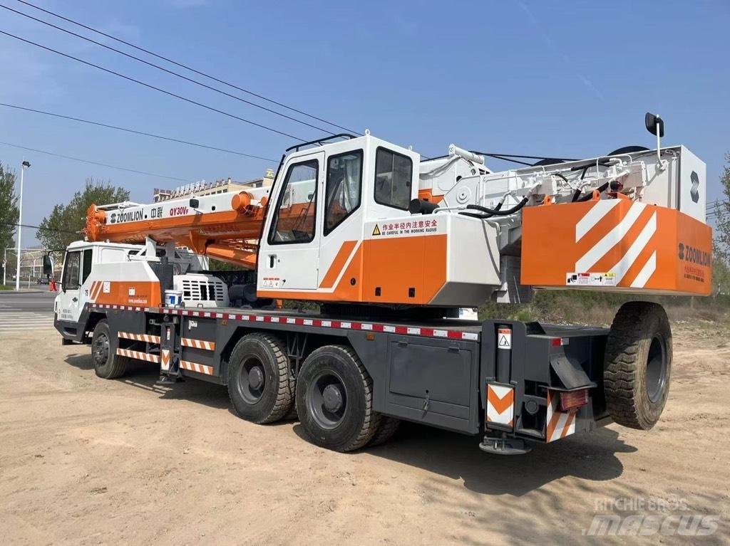 Zoomlion QY30V Mobiilinosturit