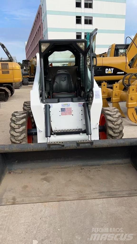 Bobcat S300 Liukuohjatut kuormaajat