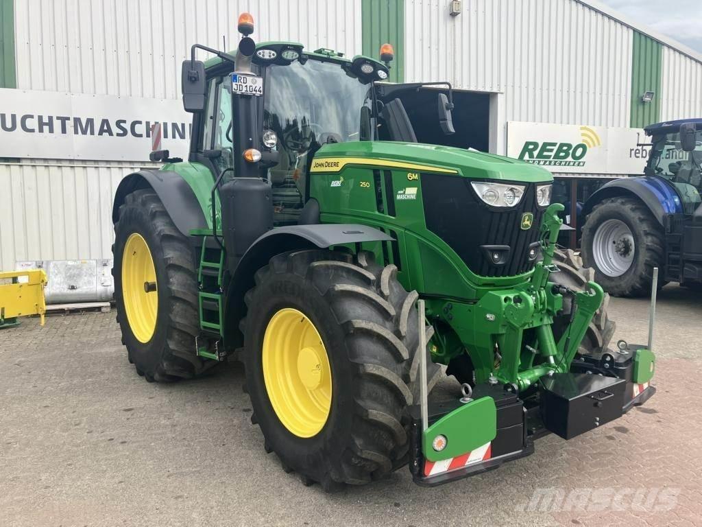 John Deere 6M250 Traktorit