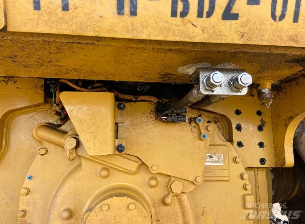CAT D 5 LGP Telaketjupuskutraktorit