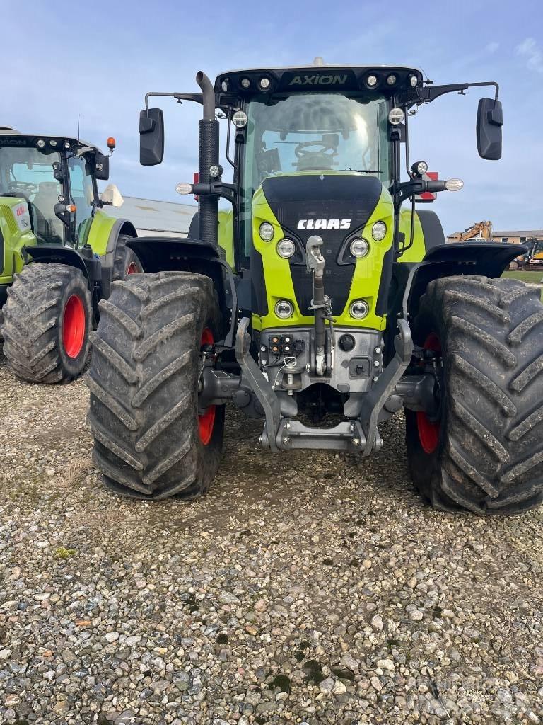 CLAAS AXION 870 Traktorit