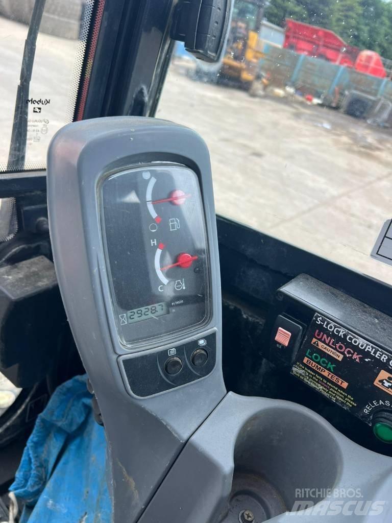 Kubota KX 030-4 Minikaivukoneet < 7t