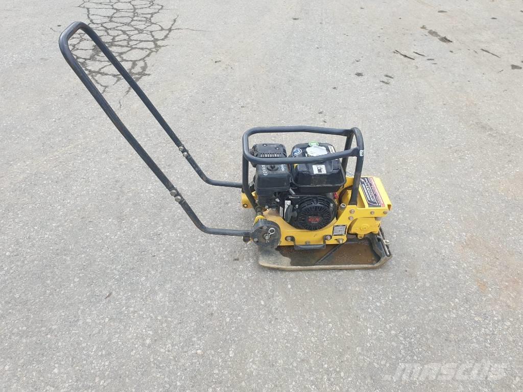 Bomag BVP 18/45 Tärylevyt