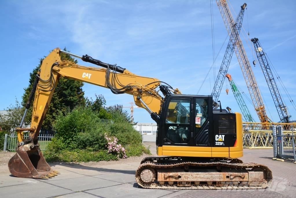 CAT 325 FL CR Telakaivukoneet