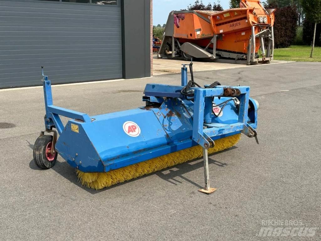 AP VHZ 2500 Lakaisukoneet