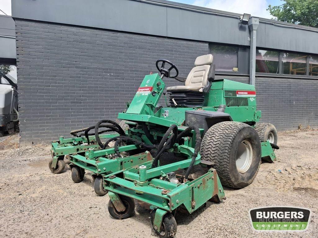 Ransomes AR250 Päältäajettavat ruohonleikkurit