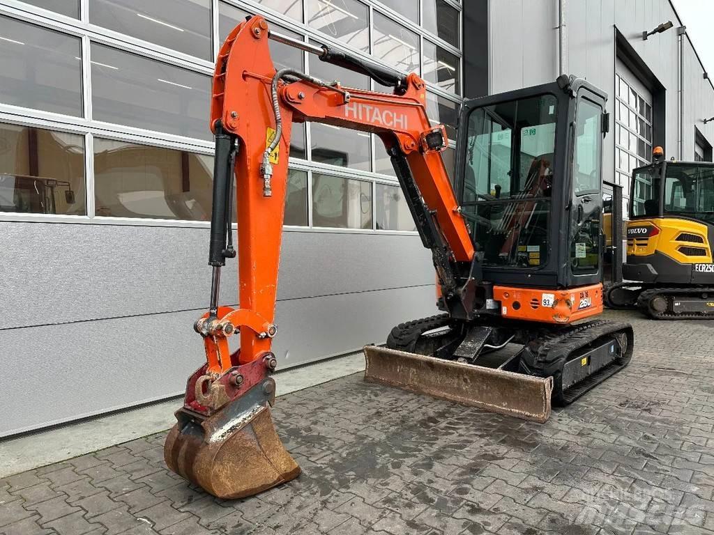 Hitachi ZX26U-6 CR Minikaivukoneet < 7t
