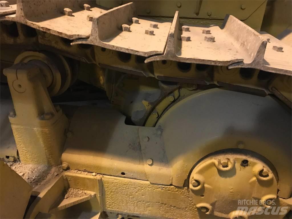 CAT D 6 C Putkenlaskijat