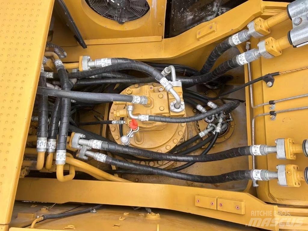CAT 340 Telakaivukoneet