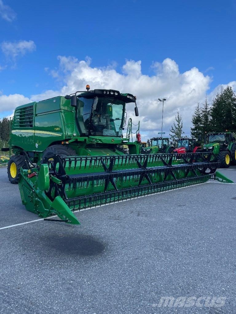 John Deere T550 Leikkuupuimurit