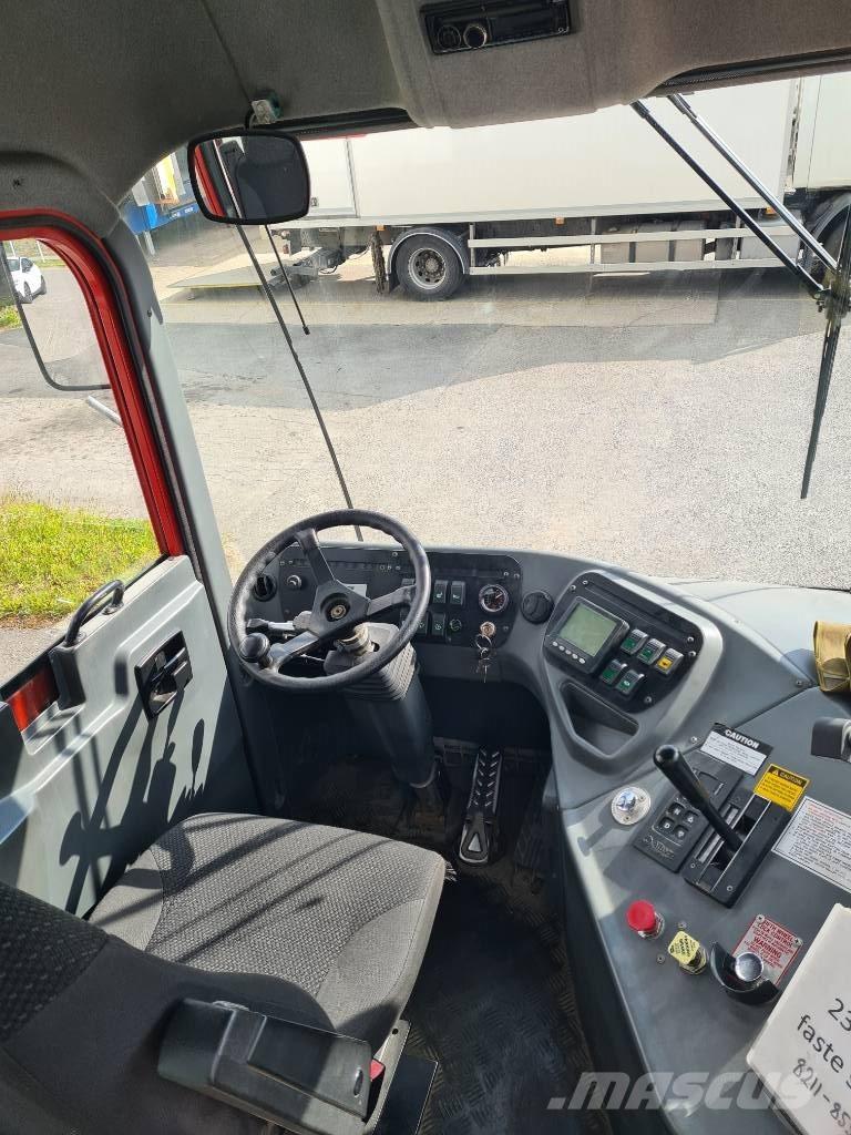 Kalmar TT 612 Terminaalitraktorit