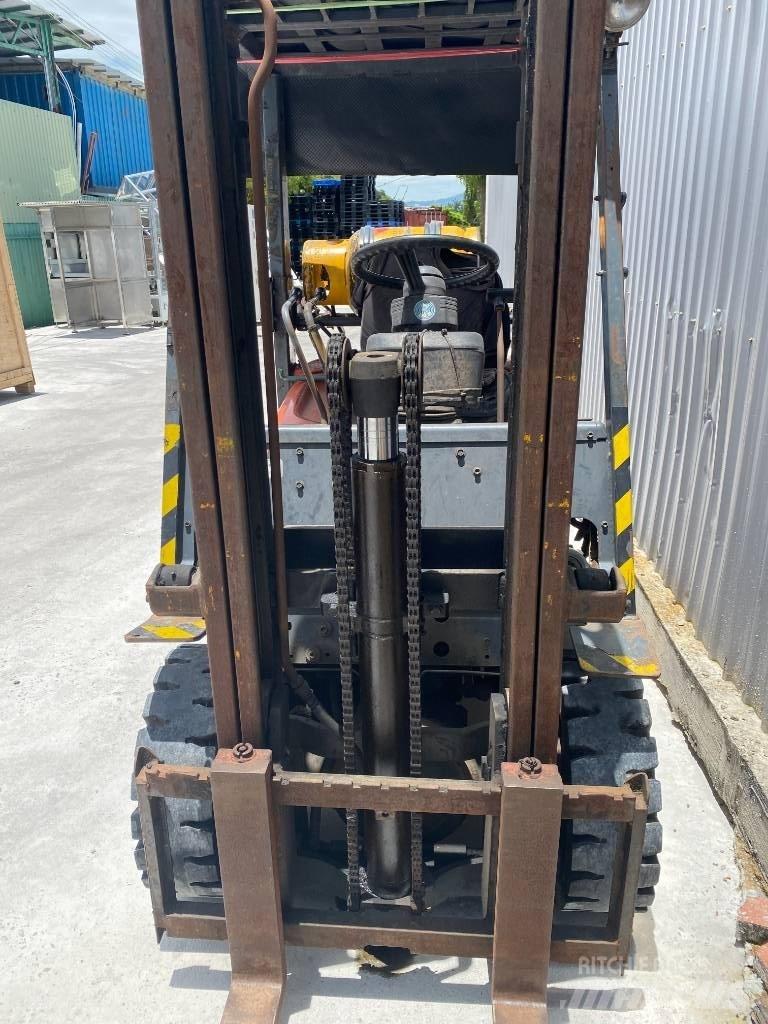 Toyota 42-6FG15 Nestekaasutrukit