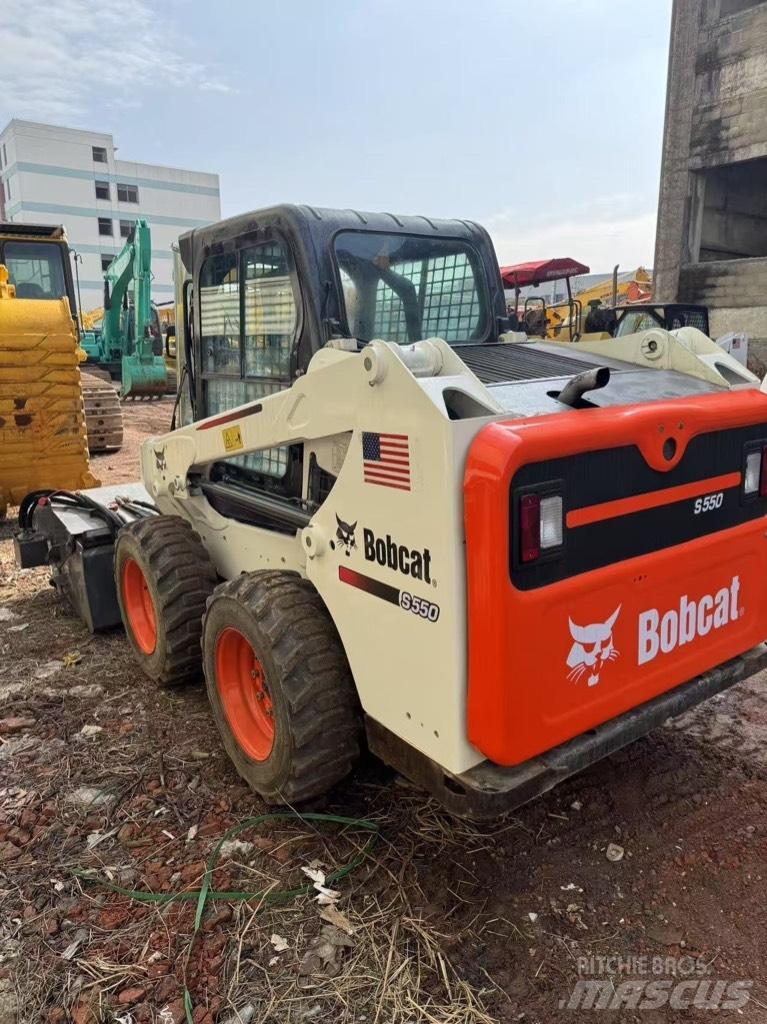 Bobcat S 550 Liukuohjatut kuormaajat