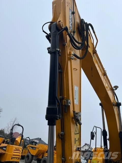 JCB JS 175 W Pyöräkaivukoneet