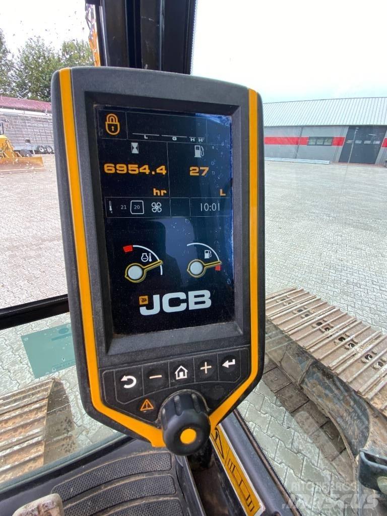 JCB JS 220 LC Telakaivukoneet