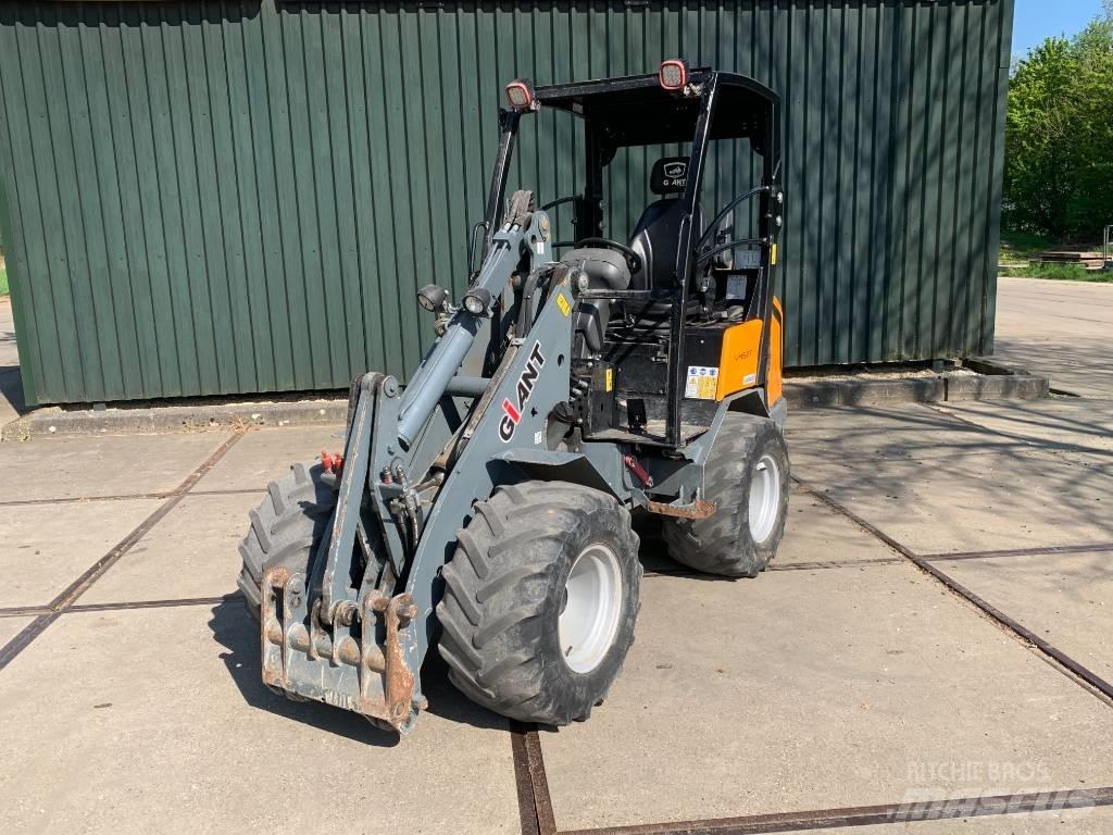 GiANT V 452 T Yleiskuormaajat