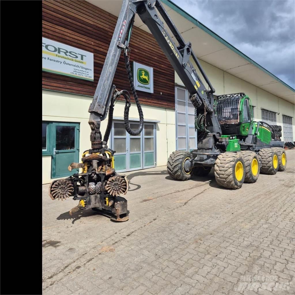 John Deere 1170 G Harvesterit