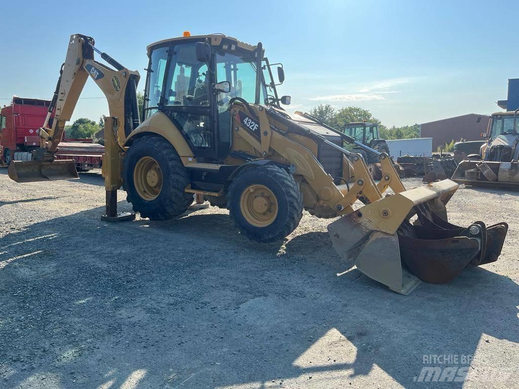  Tractopelle Cat 432F Kaivurikuormaajat