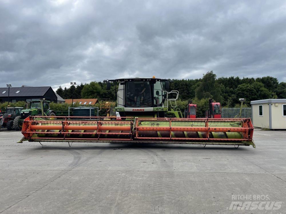 CLAAS 760TT Leikkuupuimurit