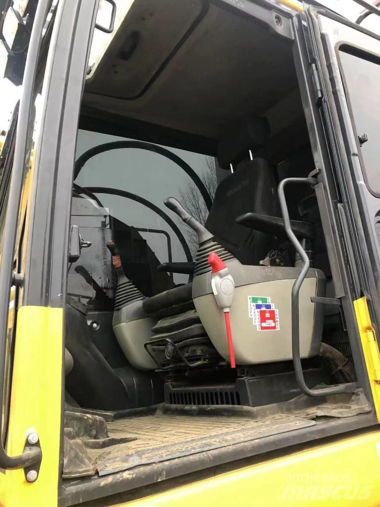 Komatsu PC 210 LC Telakaivukoneet
