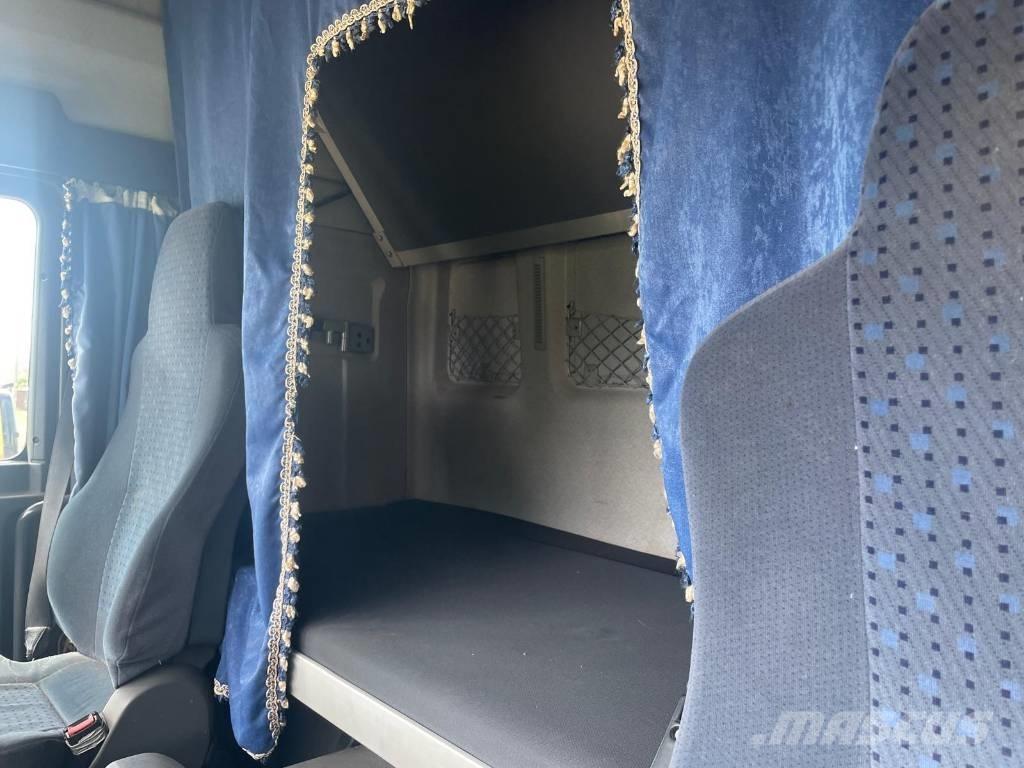 MAN TGA 18.440 Vetopöytäautot