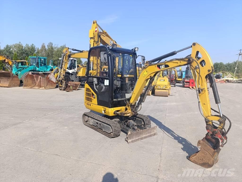 CAT 301.7 D Minikaivukoneet < 7t