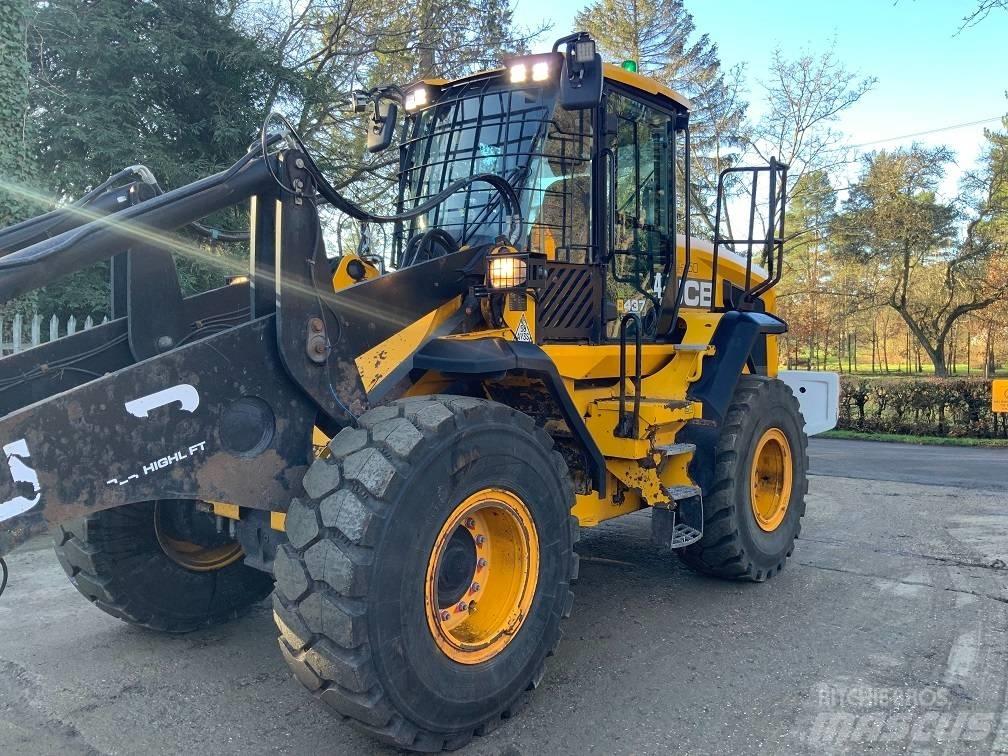 JCB 437 HT Pyöräkuormaajat