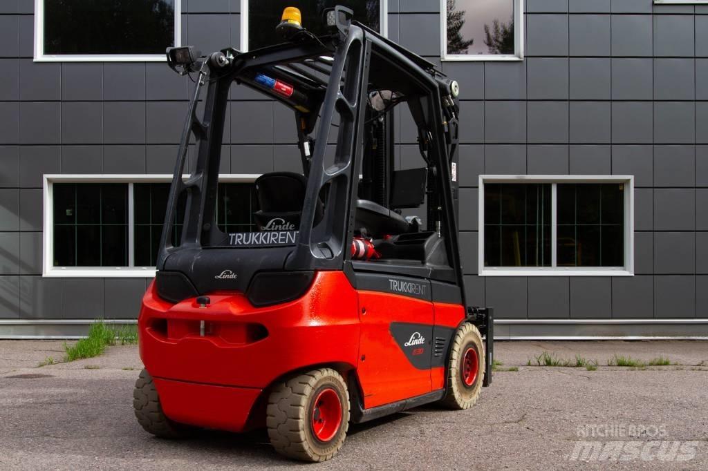 Linde E30-01 Sähkötrukit