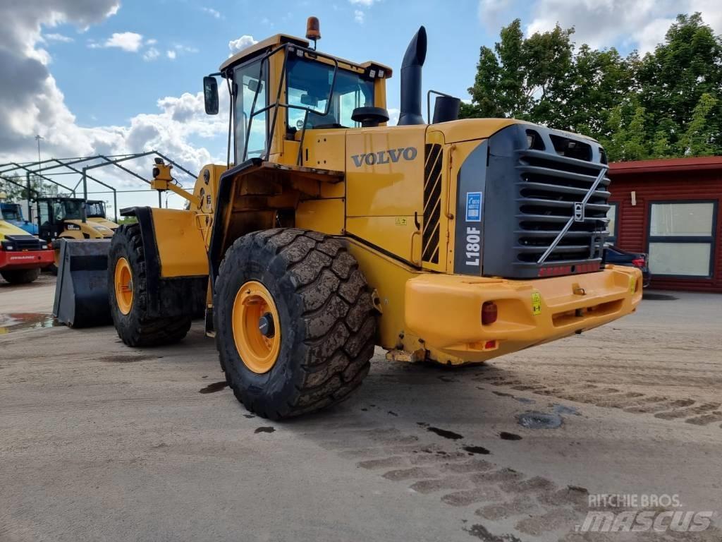 Volvo L 180 F Pyöräkuormaajat