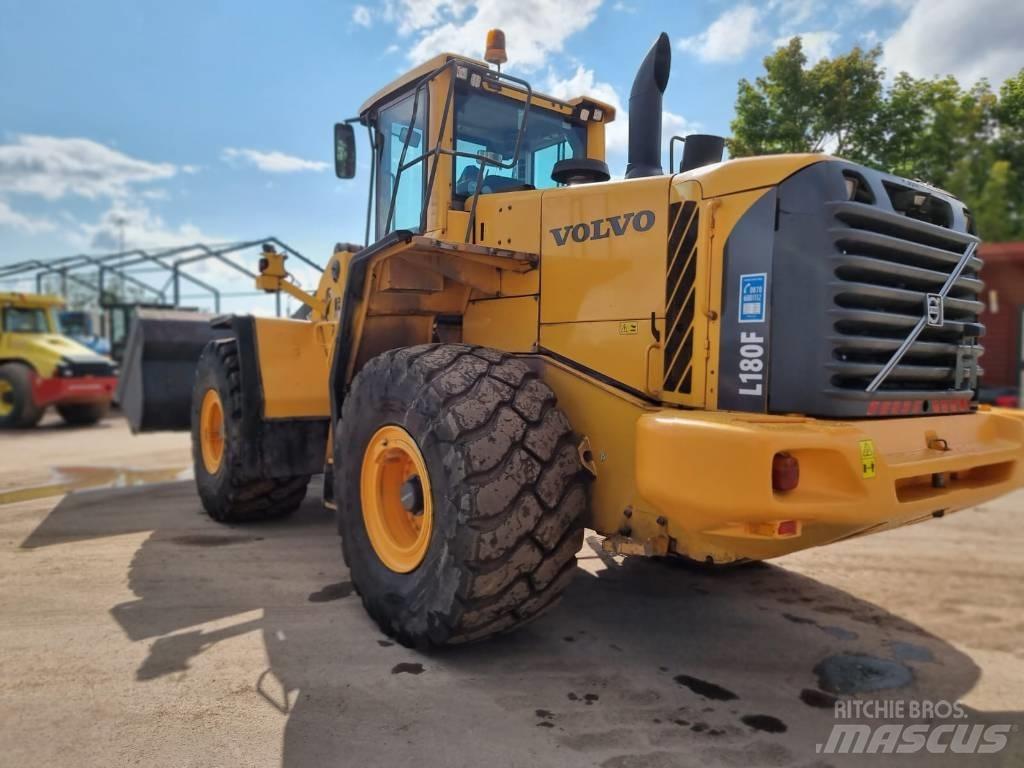 Volvo L 180 F Pyöräkuormaajat