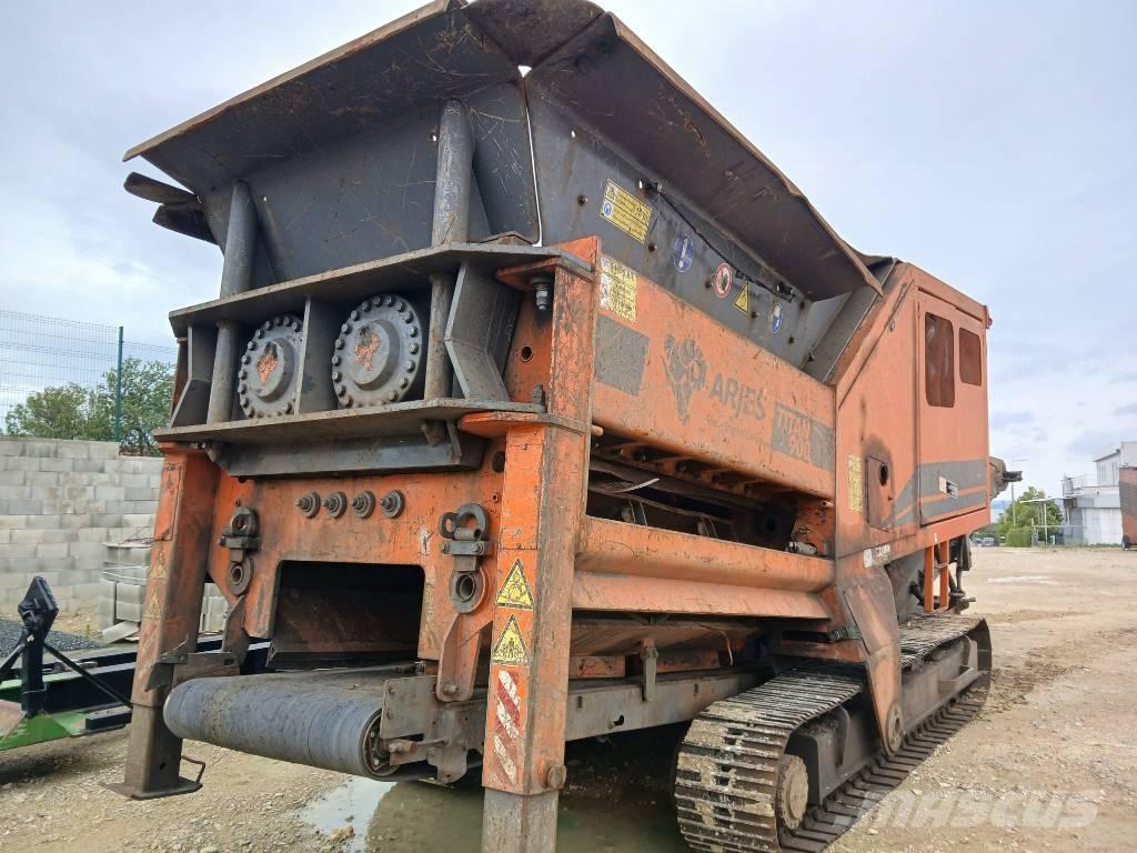 Arjes Titan 900 Jätteen silppurit