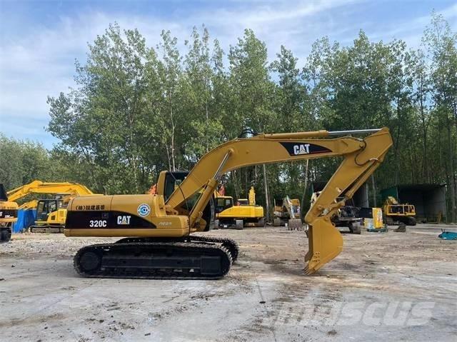 CAT 320C Telakaivukoneet