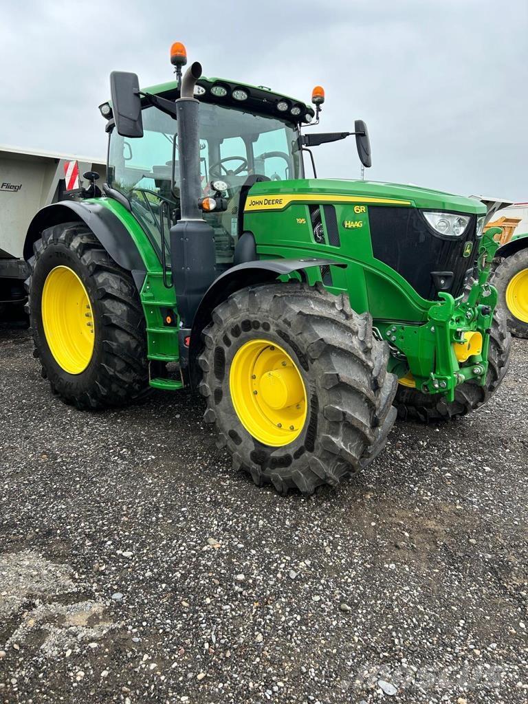 John Deere 6R 195 Traktorit