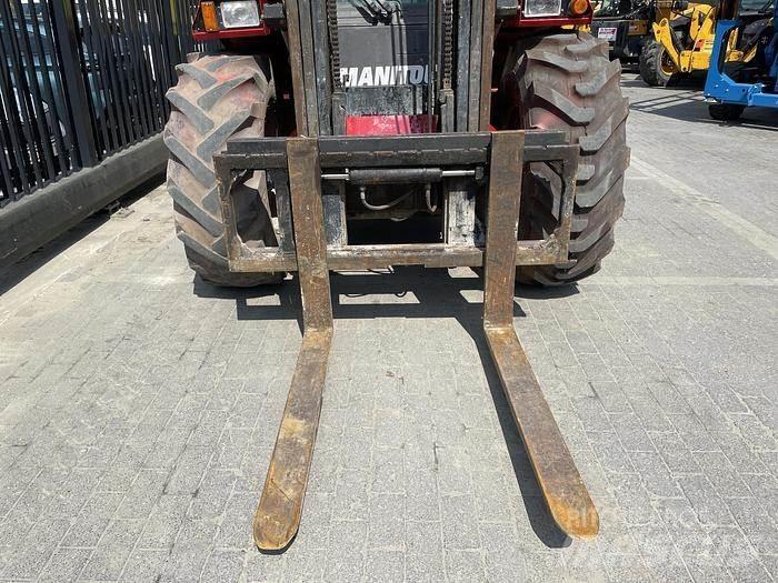 Manitou M30-4 Maastotrukit