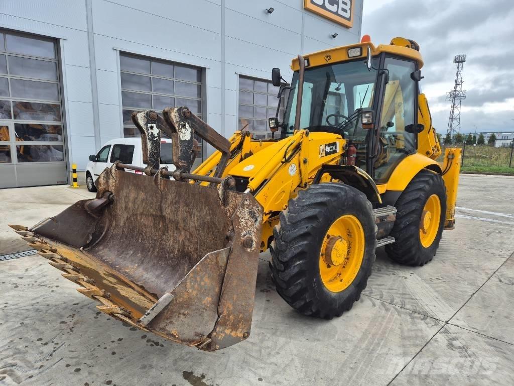 JCB 4CX Kaivurikuormaajat