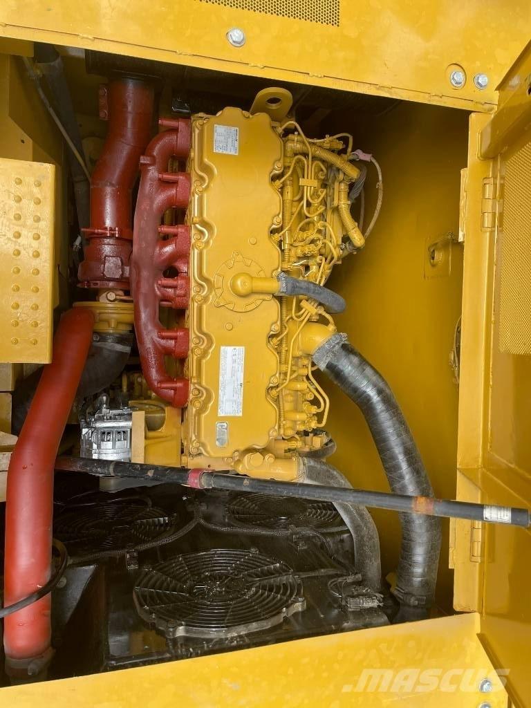 CAT CAT323 Midikaivukoneet 7t - 12t