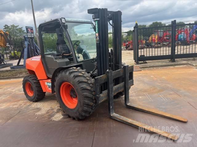 Ausa C 351 Maastotrukit