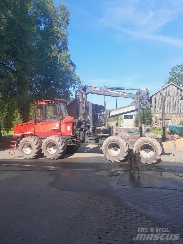 Valmet 840.2 Kuormatraktorit