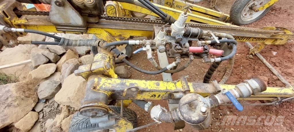  Coredril l A 432 HD Avolouhintaporauslaitteet