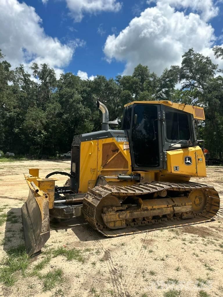 DEERE 650K Telaketjupuskutraktorit