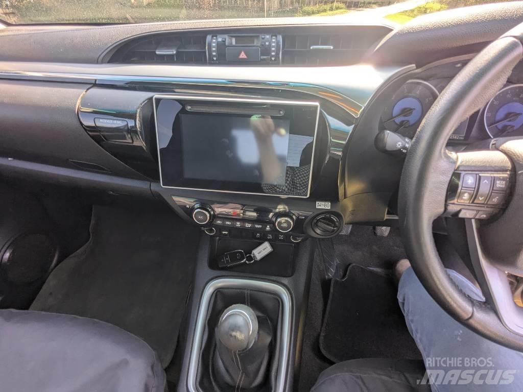 Toyota Hilux Lava-autot
