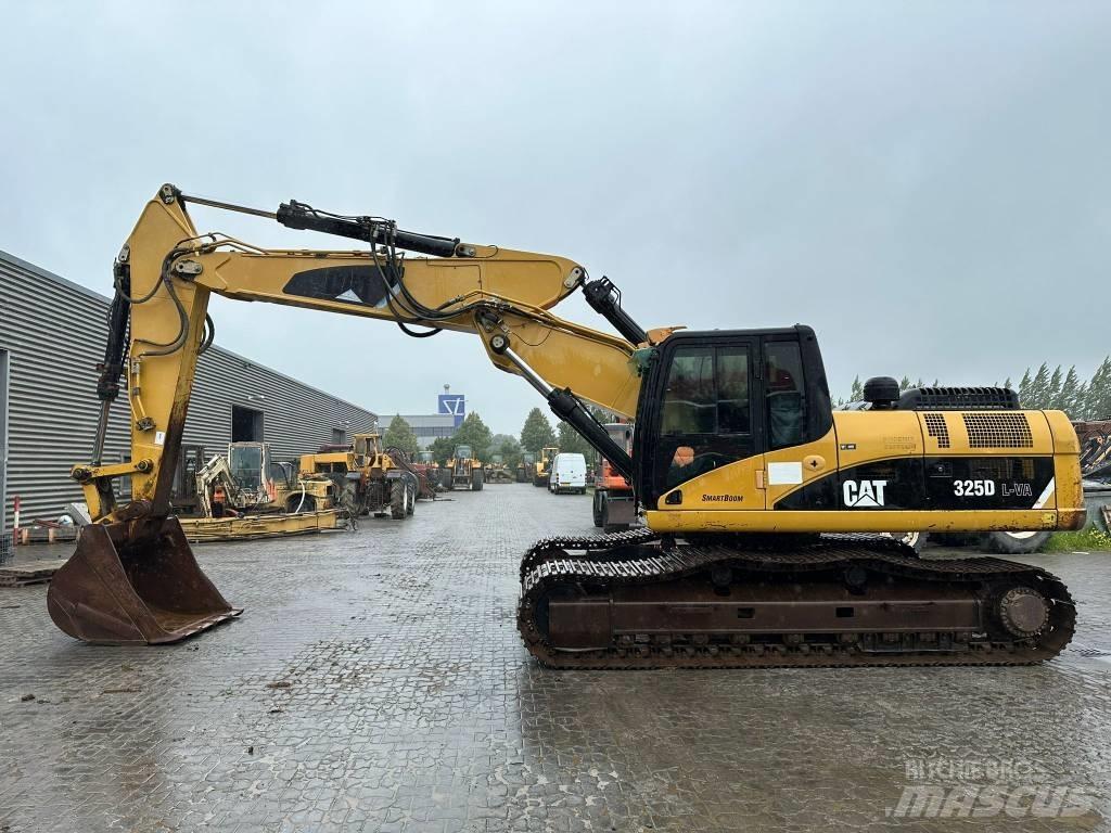 CAT 325DL Telakaivukoneet